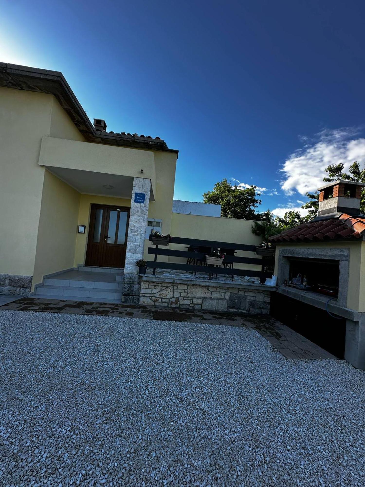 Apartament Lulic Labin  Zewnętrze zdjęcie